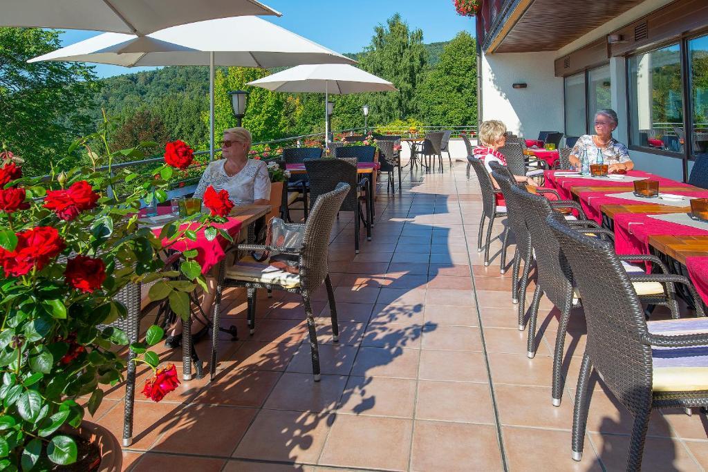 Hotel Schmitt Garni Monchberg  Экстерьер фото